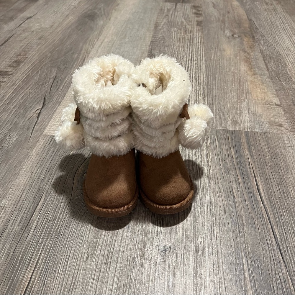 Toddler Girl Winter Boot size 6